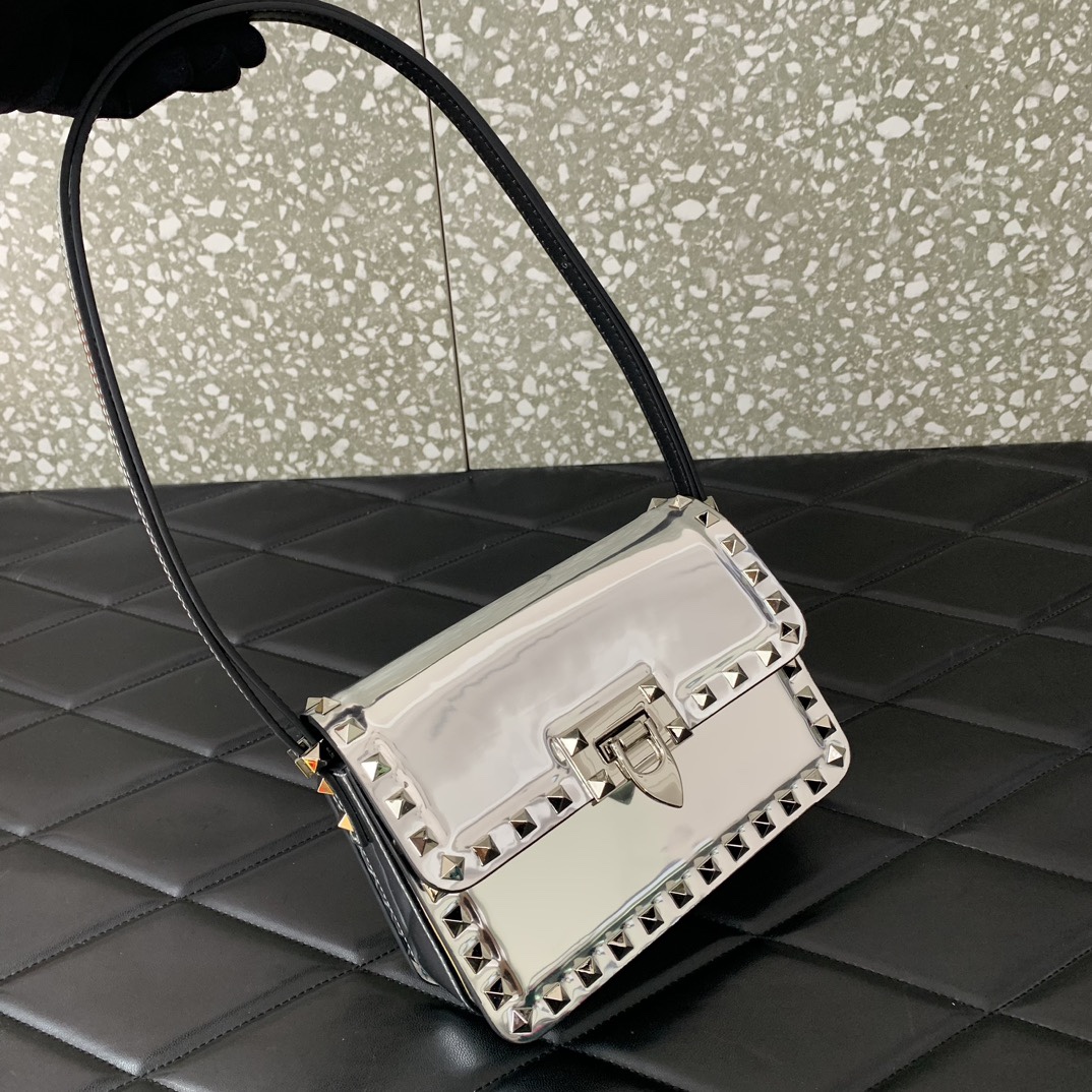 Valentino Garavani Rockstud Small Shoulder Bag in Silver Smooth Leather